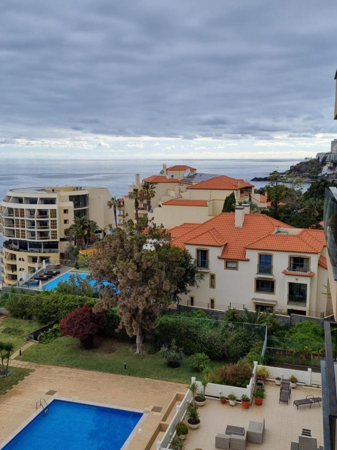 Ocean At Your Feet! Funchal  Exterior photo